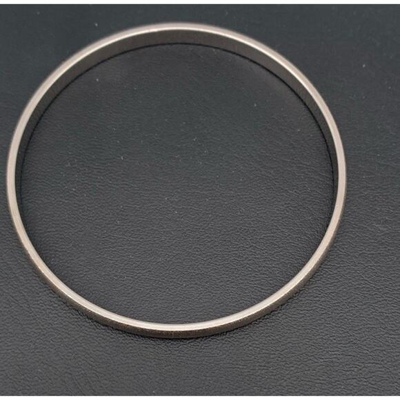 Vintage Monet Matte Textured Silver Tone Bangle Bracelet Size L Signed - Picture 3 of 5